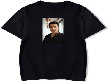 Hanson Store Spotlight: Must-Have Merchandise for Every Fan